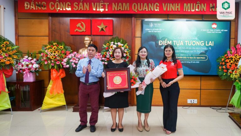 Vạn Phúc Group tài trợ hơn 6 tỷ đồng đỡ đầu 50 trẻ mồ côi do dịch Covid – 19