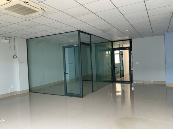 Cho Thuê Shophouse Mặt Tiền Đường 20m – Hoàn Thiện Nội Thất, Có Thang Máy – Giá 63 Triệu/Tháng - Hình ảnh 9